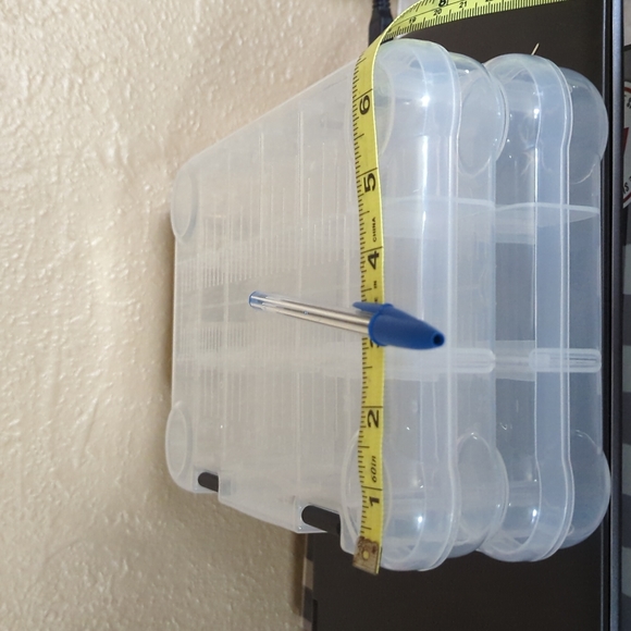 .. Storage containers - Picture 4 of 9